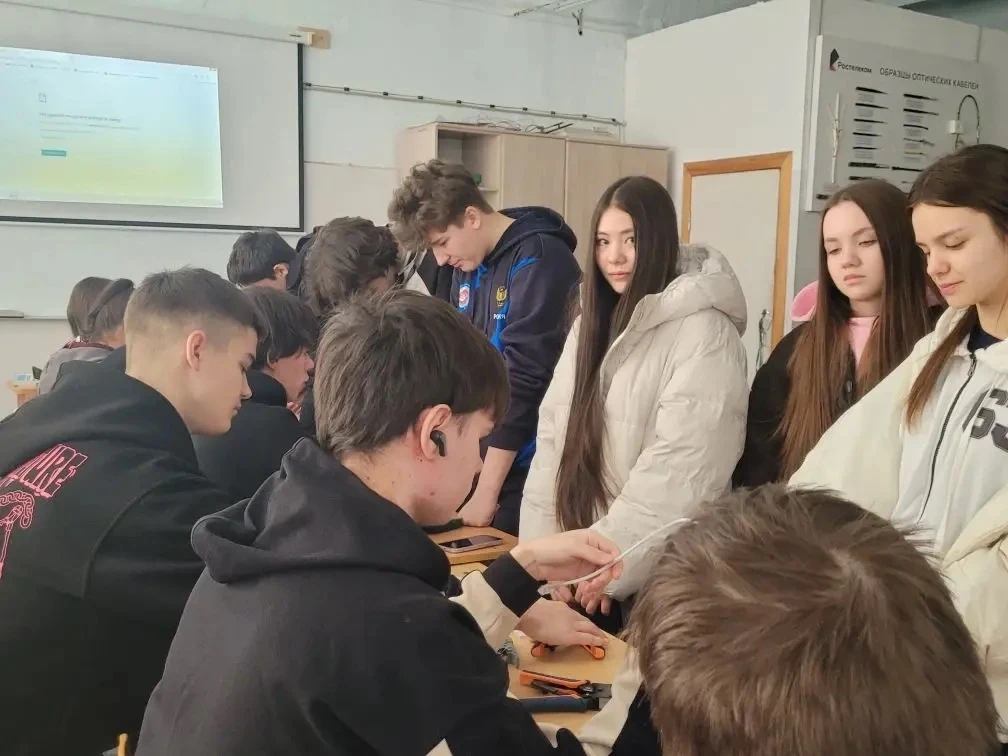 13 марта учащиеся 9БП класса стали гостями Энергетического колледжа. Ребята погрузились в мир профес
