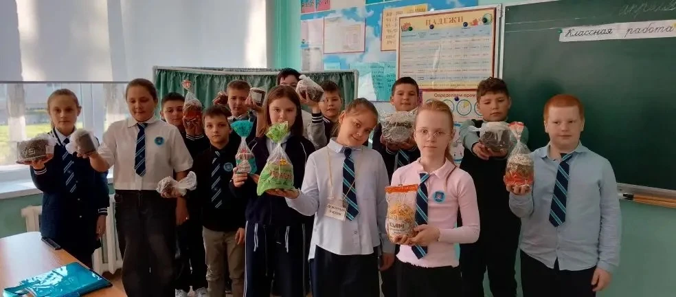 ПАСХАЛЬНЫЙ КУЛИЧ СОЛДАТУ  🕊️ В преддверии Светлой Пасхи – вместе в добром деле! Наши лицеисты, педаг