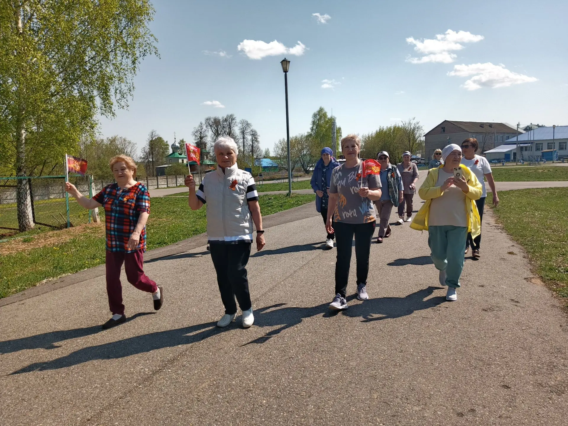 В преддверии Дня Победы на лыже-роллерной трассе ДЮСШ прошла акция "10 000 шагов к Побе...