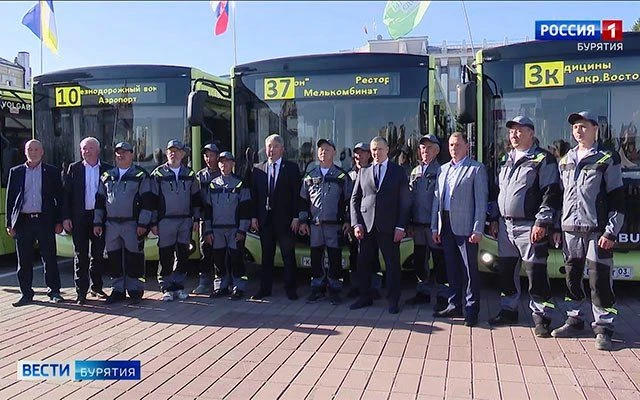 В Улан‑Удэ поступили новые автобусы

В салоне каждого автобуса предусмотрены 28 посадочных мест и пр