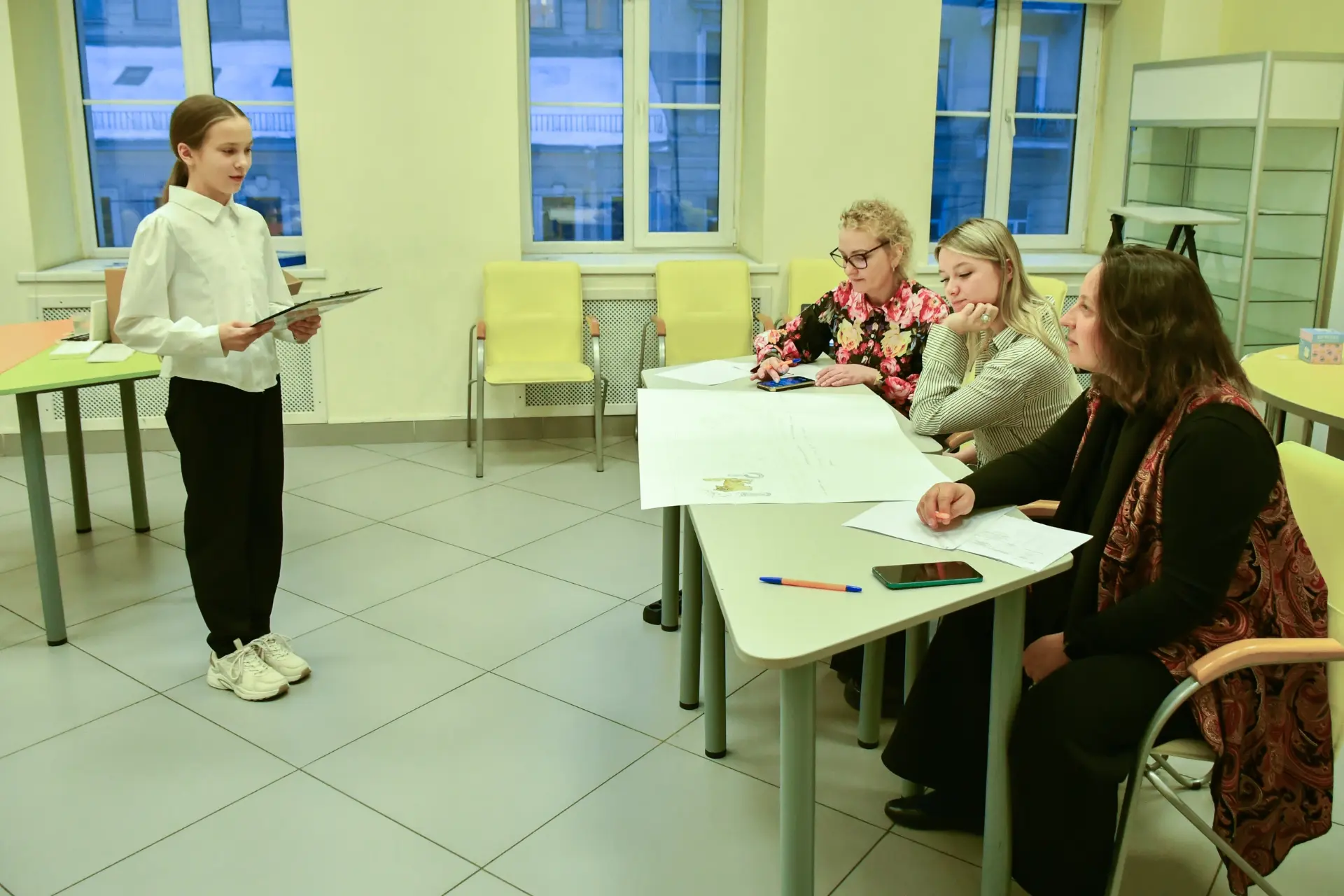 Поздравляем Сидоренок Алёну, ученицу 7г класса, победителя 1 степени  регионального чемпионата «Иска