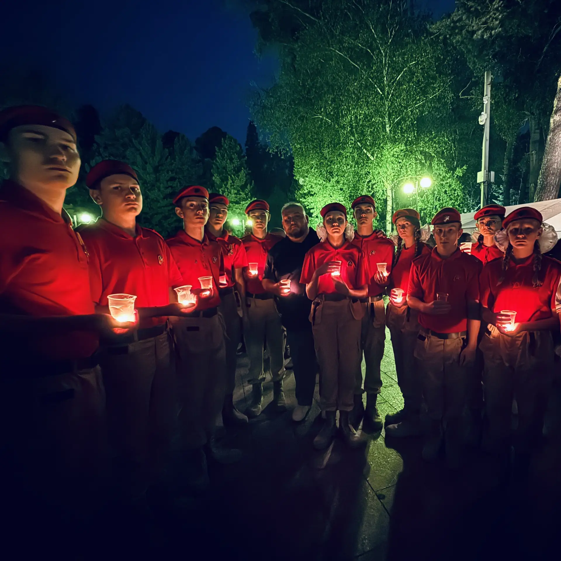 Юнармейский отряд «Керепеть» почтил память в акции «Свеча Памяти»

🕯 В честь начала Великой Отечест
