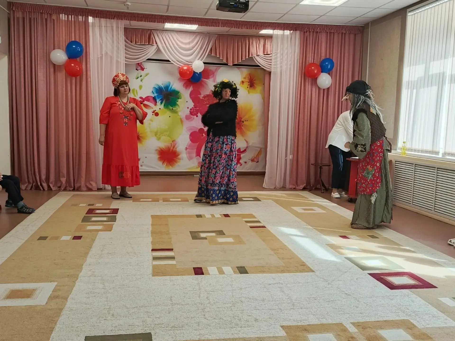 🎉 Сегодня прошел веселый патриотический праздник для детей "В поисках флага"! 🇷🇺