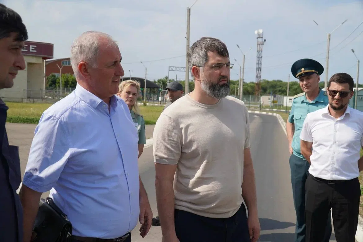 Магомед Рамазанов ознакомился с ходом реконструкции пункта пропуска Тагиркент-Казмаляр ...