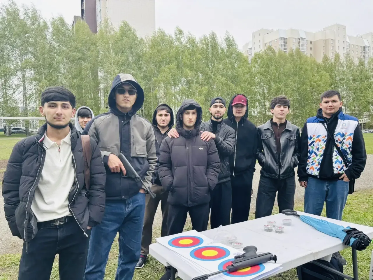 Турнир по спортивному стрелковому многоборью в Кемерове собрал более 50 участников 🔥  На территории 