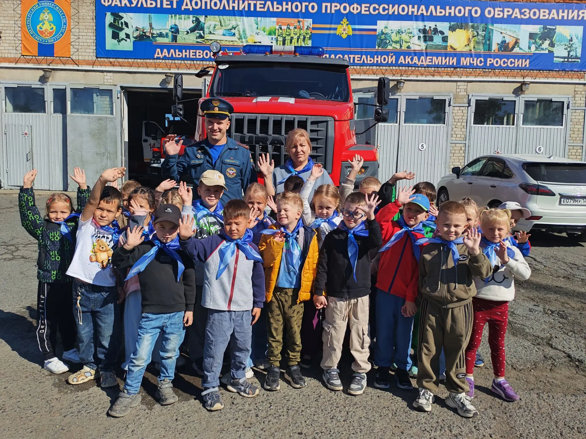 🚒🔥 Экскурсия в настоящую пожарную часть! «Орлята-Эрудиты» в действии! 🦅