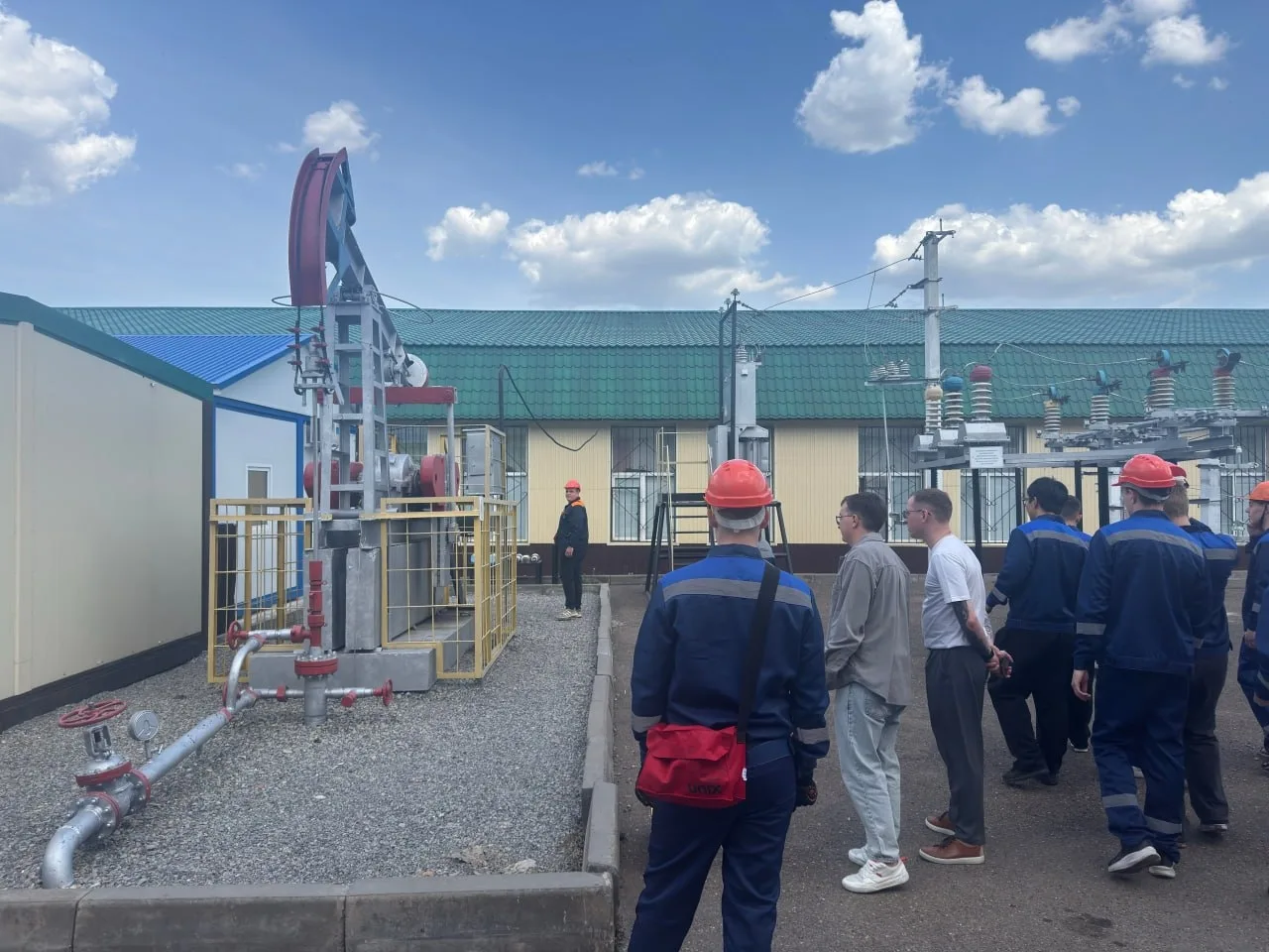 ⚙️ Студенты Лениногорского нефтяного техникума провели мастер-класс для педагогов из Югры  В Лениног