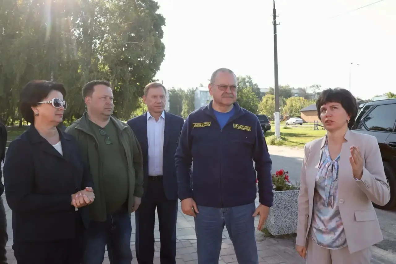 Сегодня вновь отправился в районы нашей области – держу на контроле обновление социальн...