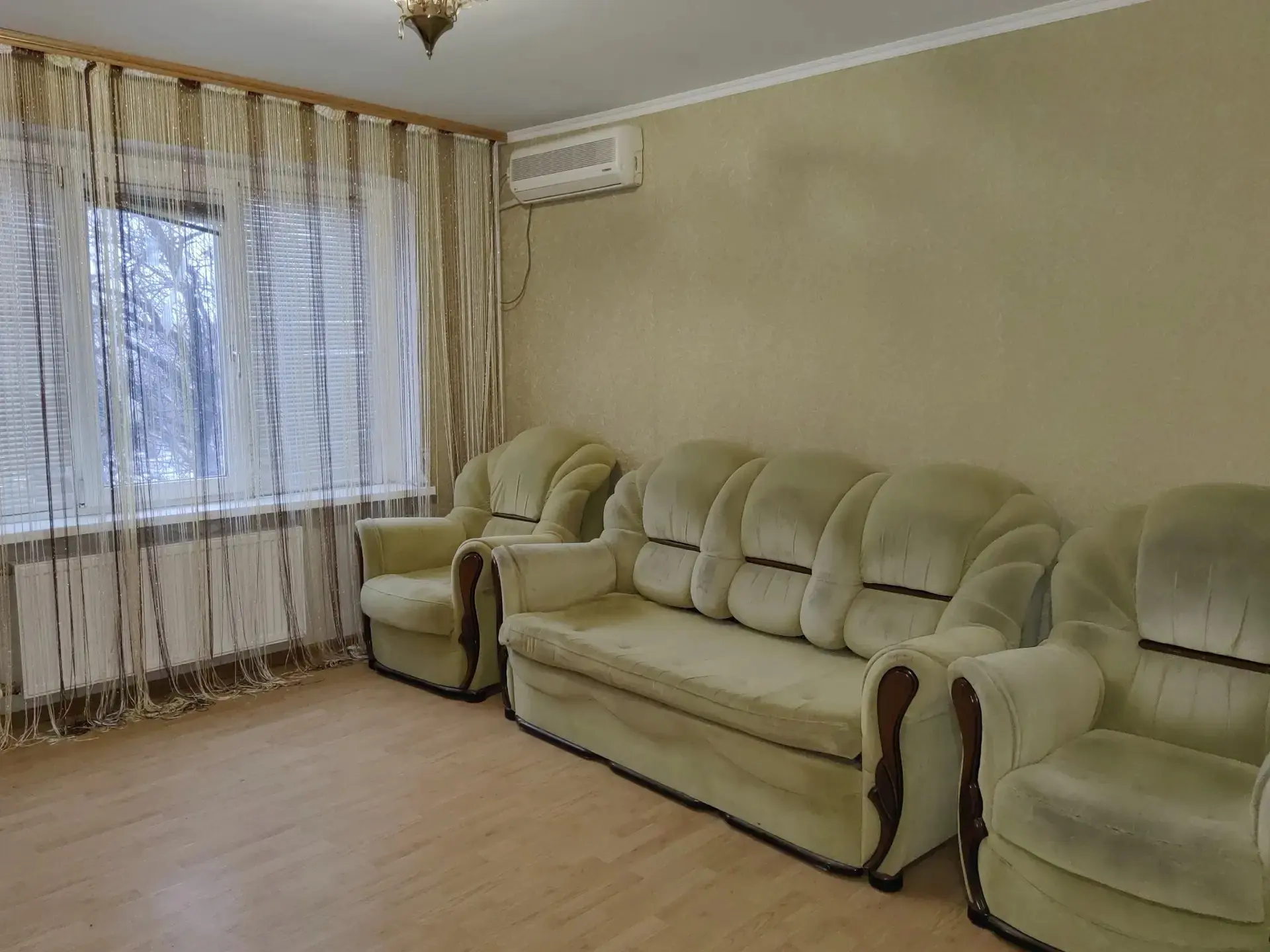 Продам 2х ком квартиру, Ильичёвский район, 2/9 эт, 50 м2, изолированные комнаты, новые окна и батаре