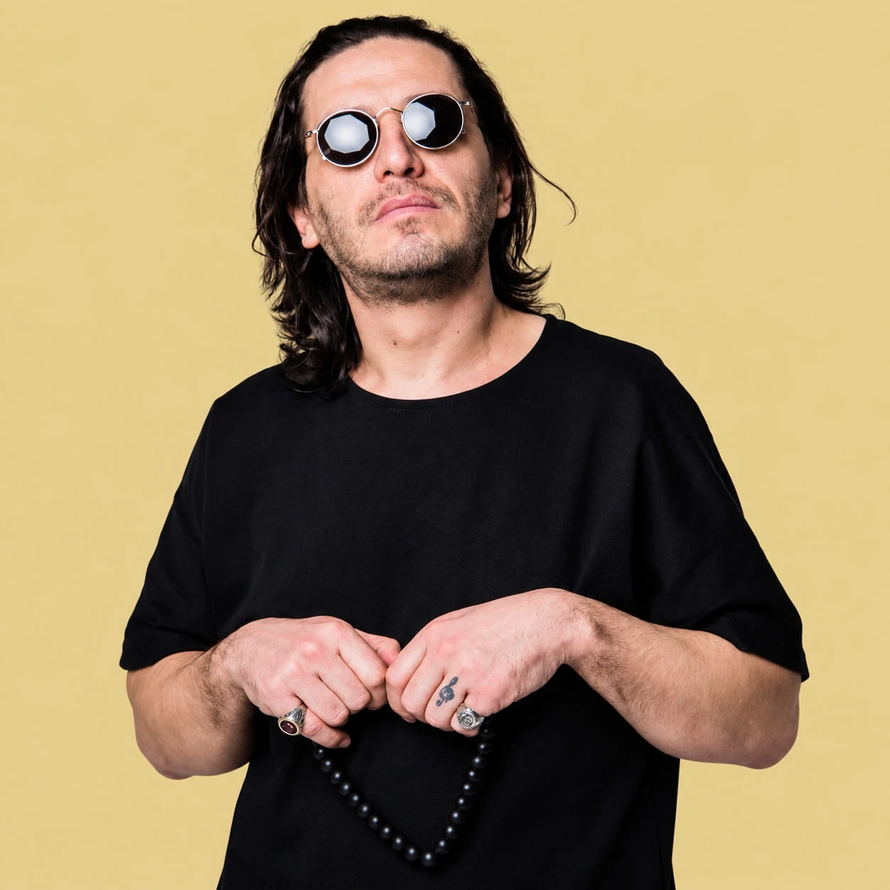 Шесть лет назад в этот день вышел альбом Гио Пики и DJ Puza TGK «Пикабидзе». Яндекс Музыка