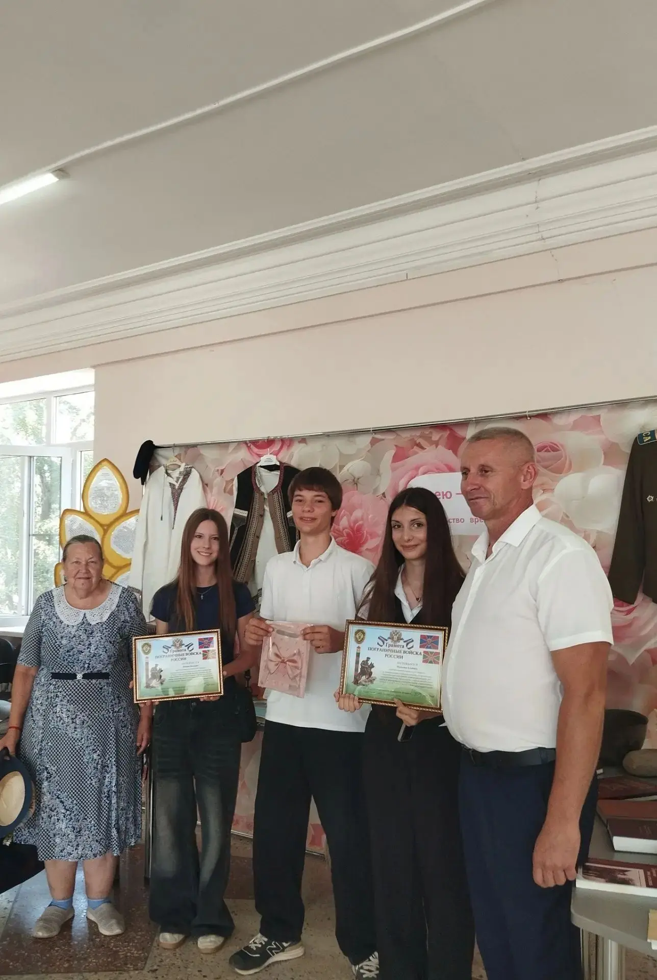 Воспитанники Центра туризма посетили мероприятие, посвященное 50-летию музея с. Арзгир....