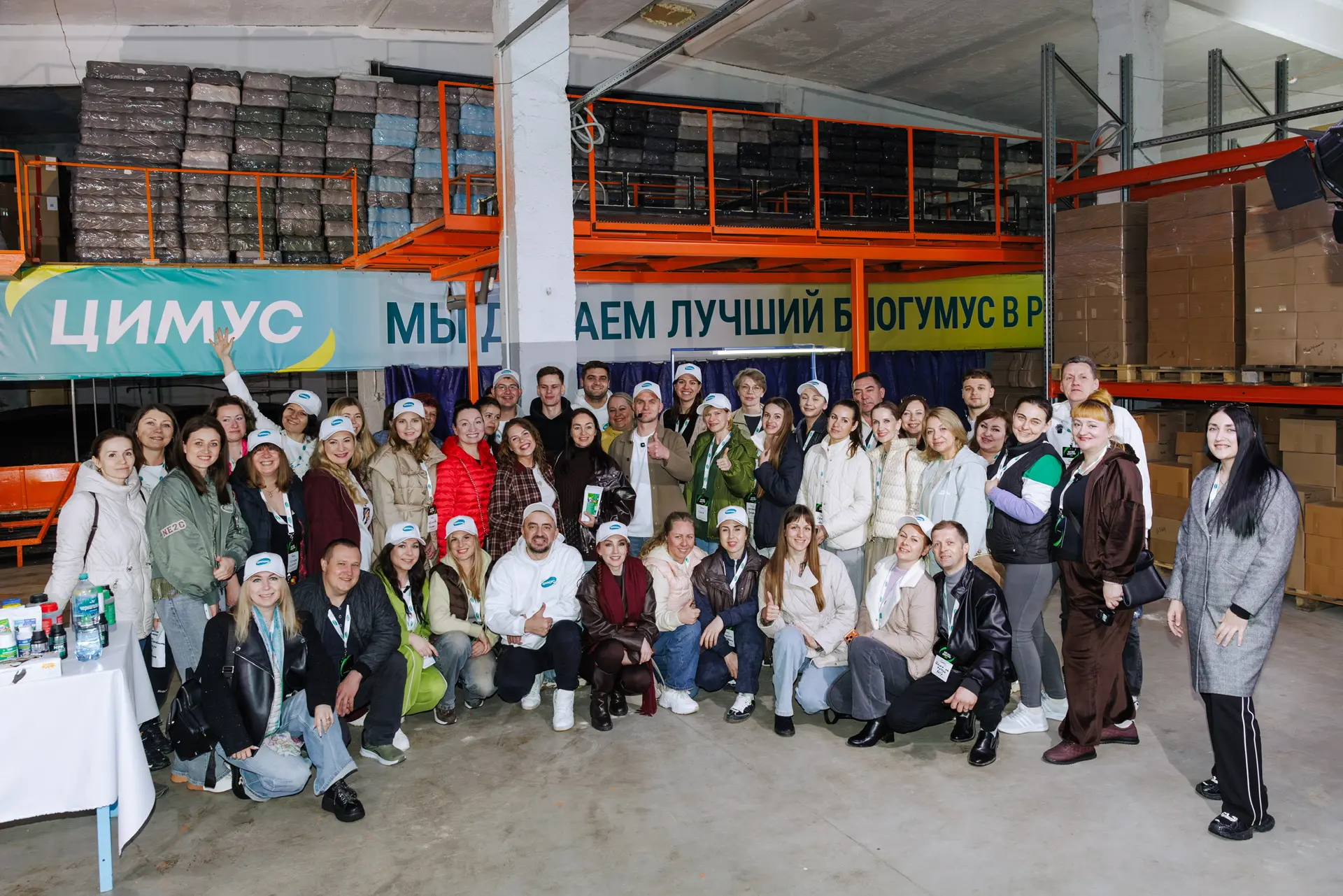 Вчера прислали фотографии с поездки в Пензу. Производство и банкет. Хорошие фотографии, оставлю их з