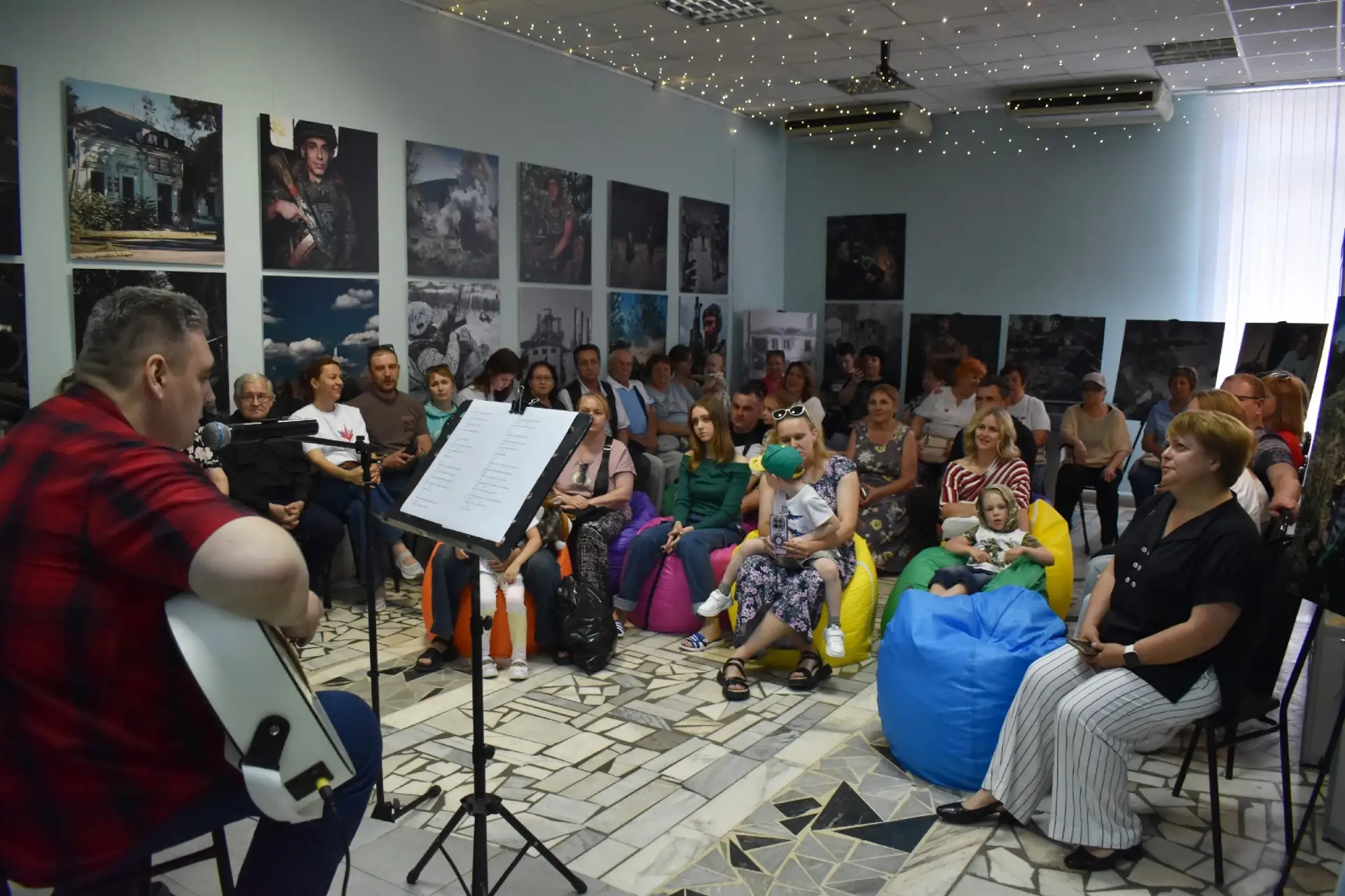 Кинель | Усть-Кинельский | Самара🏡

🎸 Живая музыка, душевная атмосфера, много творчества и патриот