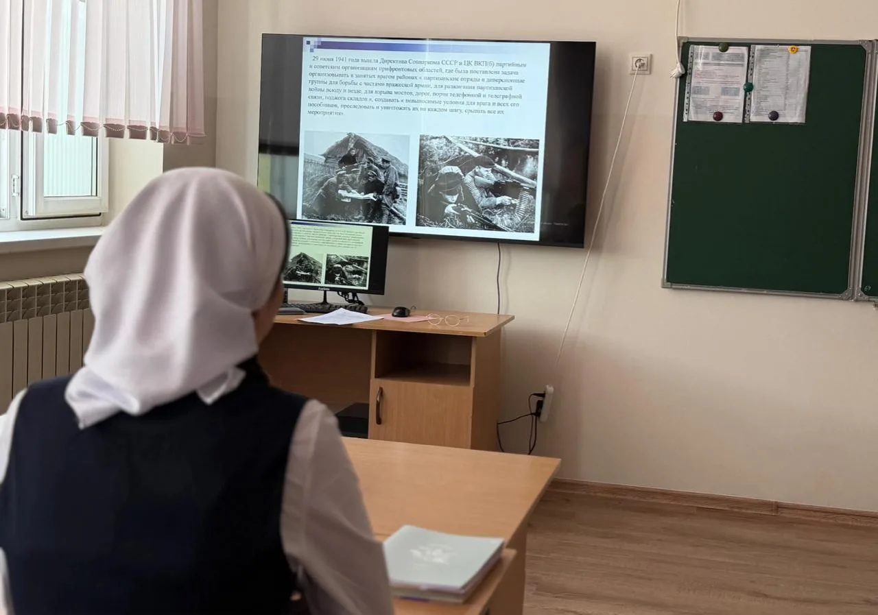 В нашей школе прошли мероприятия, посвящённые 3 сентября — Дню Победы над милитаристско...