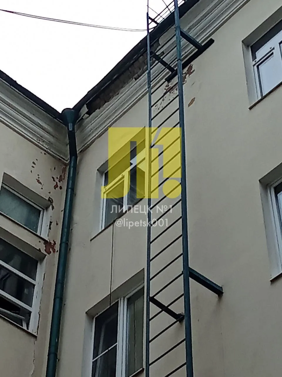 🚰 Жители дома на Советской жалуются на УК «Маяк»
