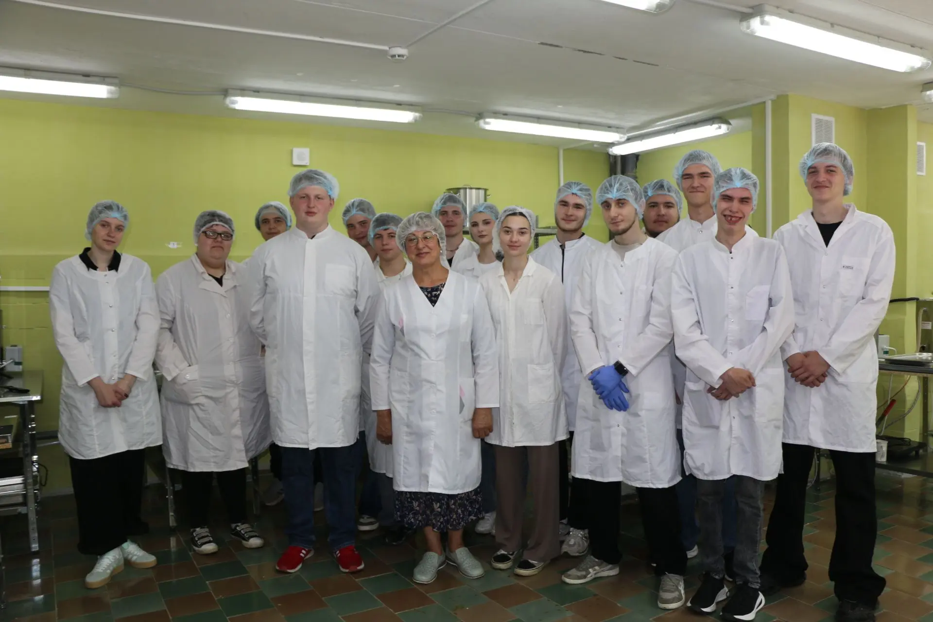 Мастер-класс по сыроварению в «Холмогорке»! 🧀

💥Сегодня на нашей учебной площадке было по-настояще