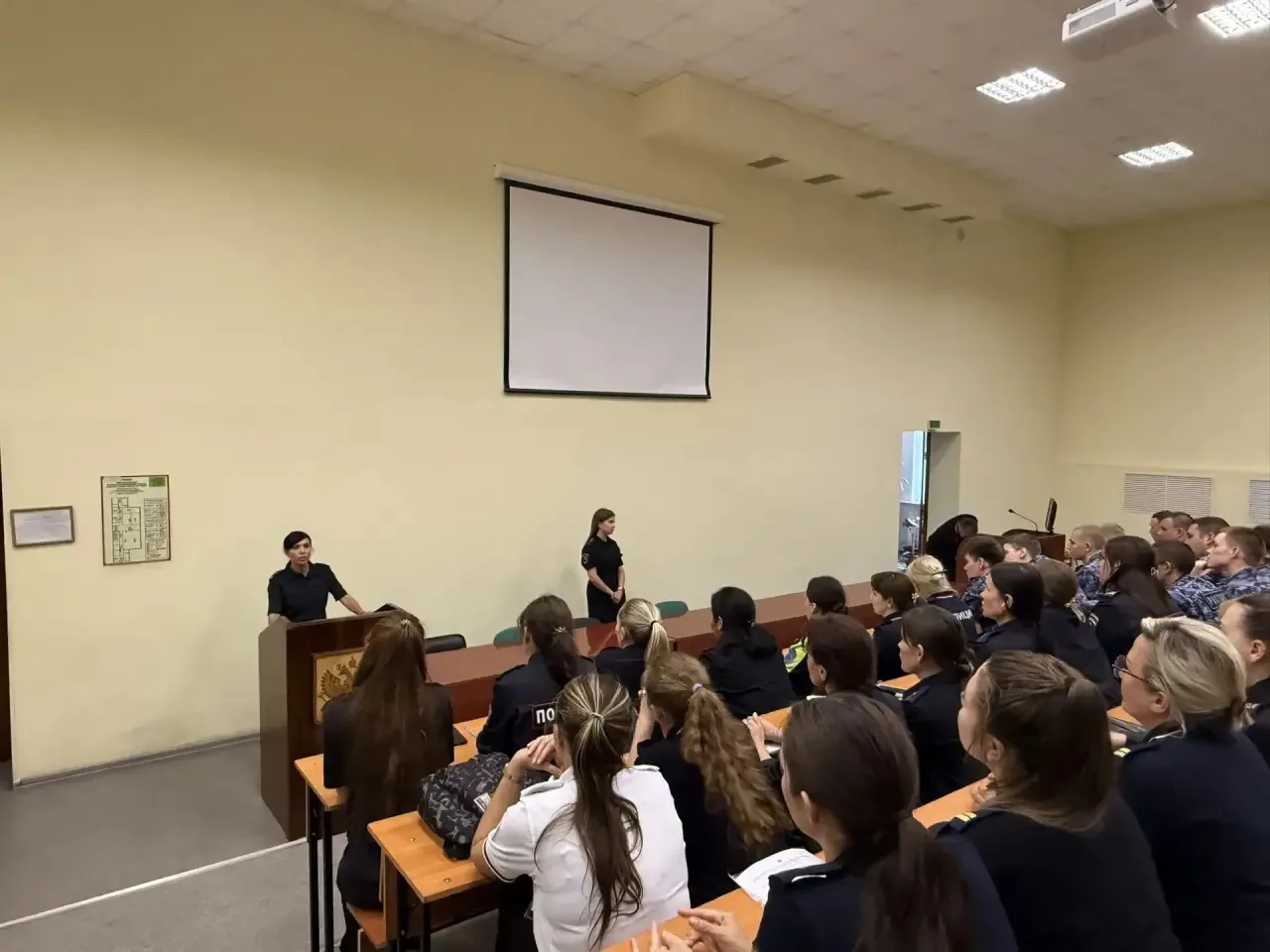 🚔Встреча с инспектором по пропаганде ОГИБДД Управления МВД России🚔

⚠️Дорожная дисциплина как част
