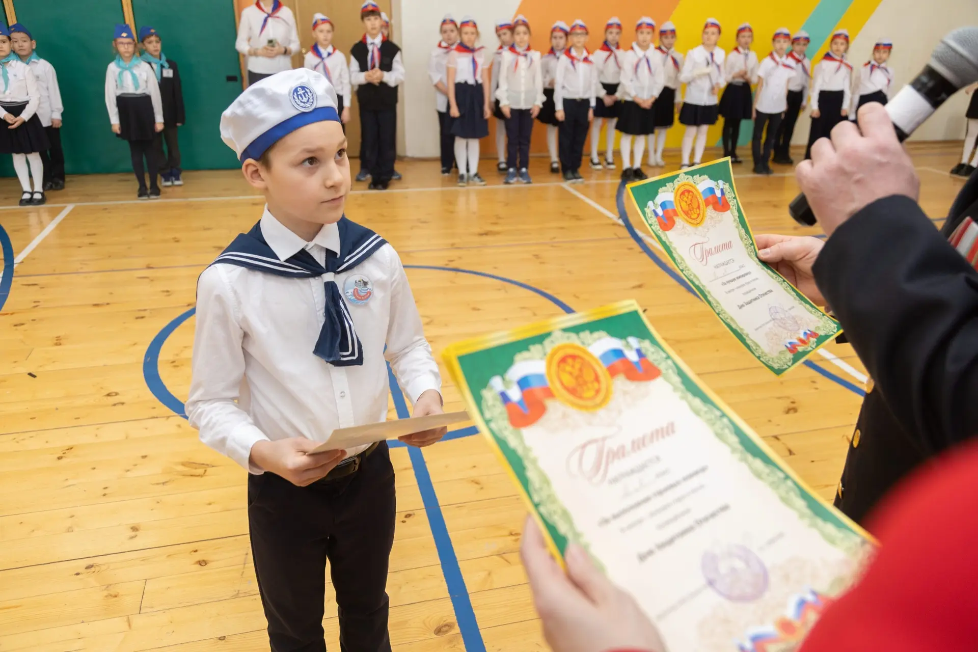 🎵В начальной школе прошёл конкурс «Смотр строя и песни», посвященный Дню Защитника Отечества.    💪В 