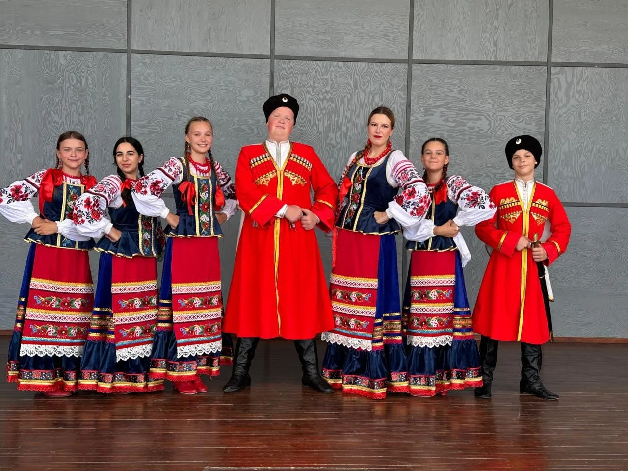 Блестящая победа ансамбля «Соловейко» на Всероссийском фестивале-конкурсе «Казачок»! 🏆🎶✨
