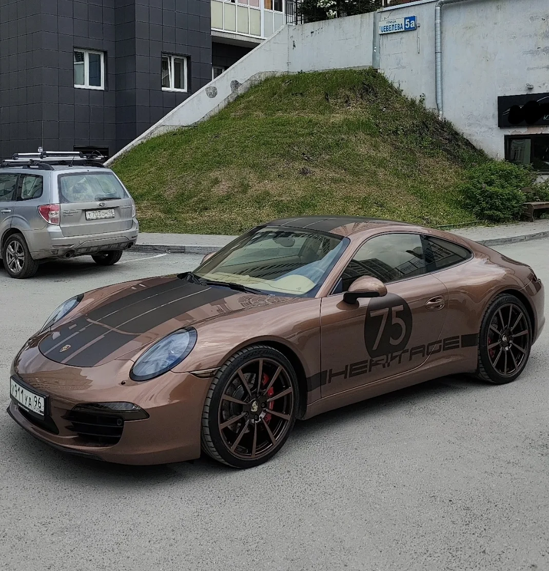 Porsche благородного цвета в защите и дизайне от 4tonepro. Дизайн не заканчивается поло...