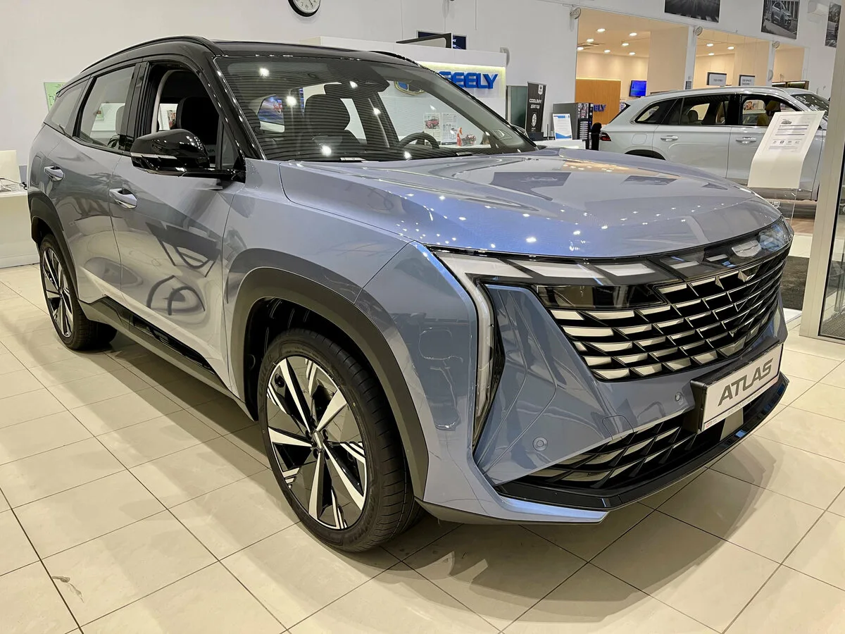 Официальный дилер GEELY в СПб — Аларм Моторс!
