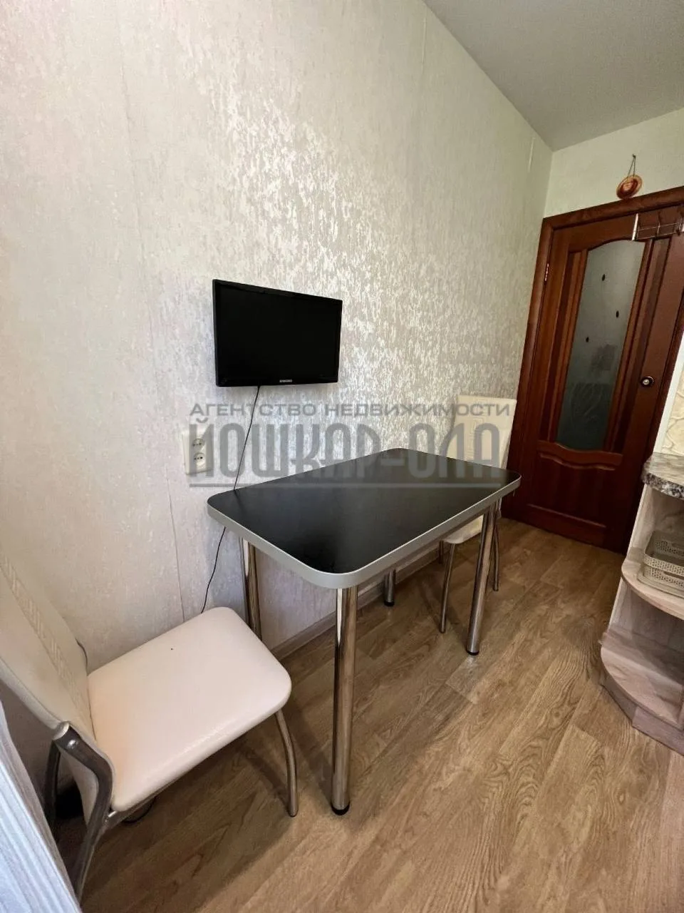 🏡 Просторные 50 метров, три комнаты, четвертый этаж — и всё это уже ждет именно вас!