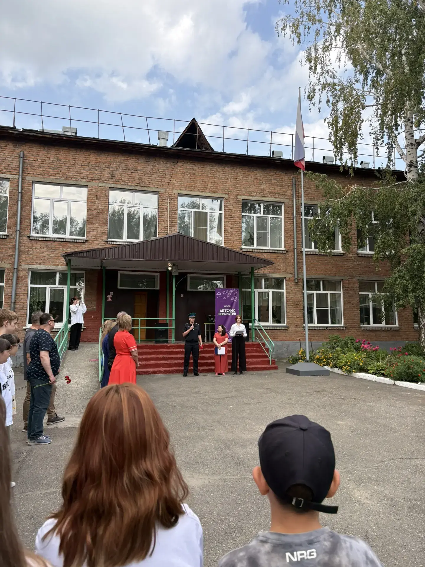 Вчера В МБОУ «СОШ № 40 им. В. Токарева» прошло традиционное памятное мероприятие, посвя...