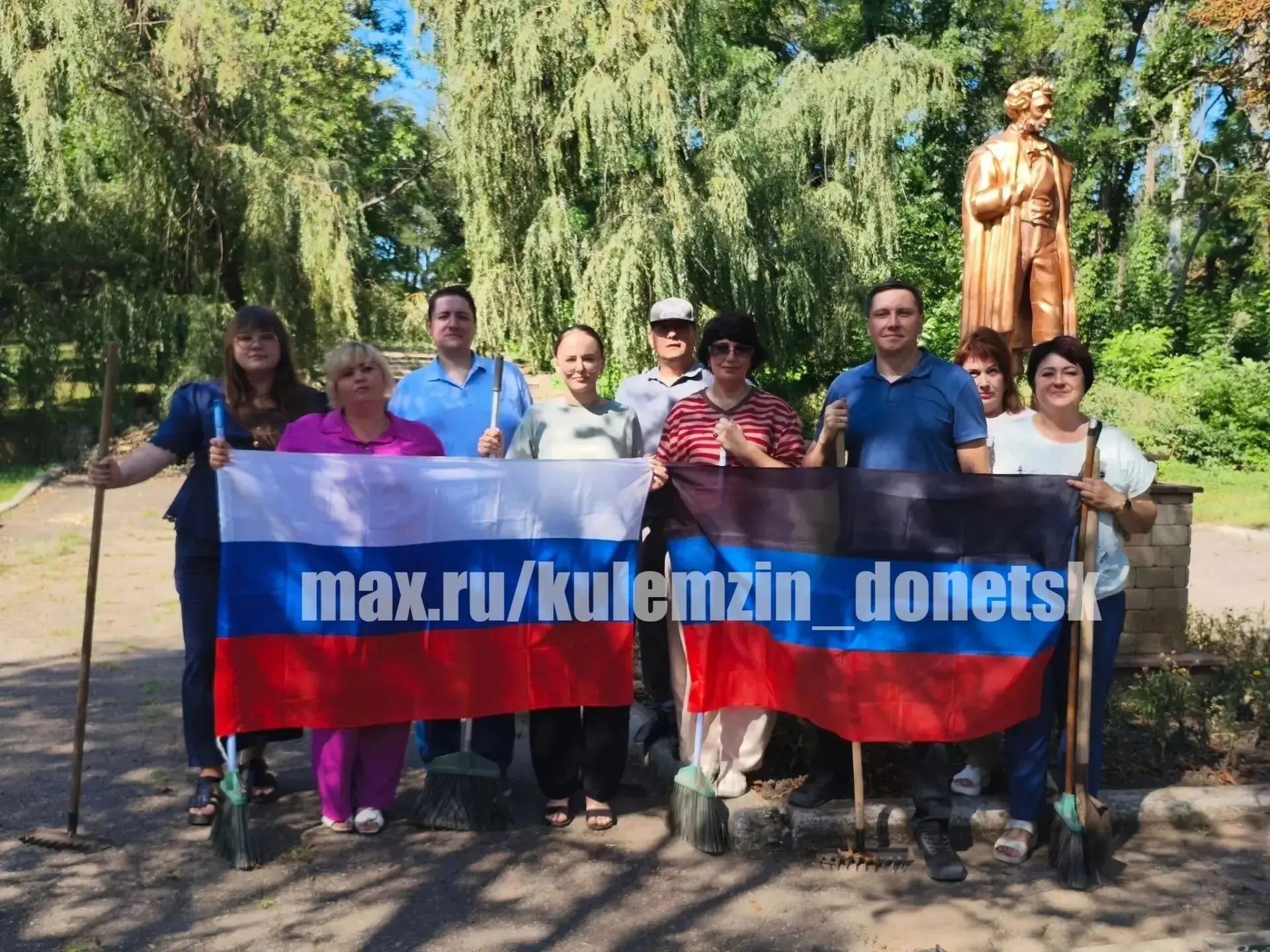 🌳 Акция «Чистый четверг» во всех районах Донецка!