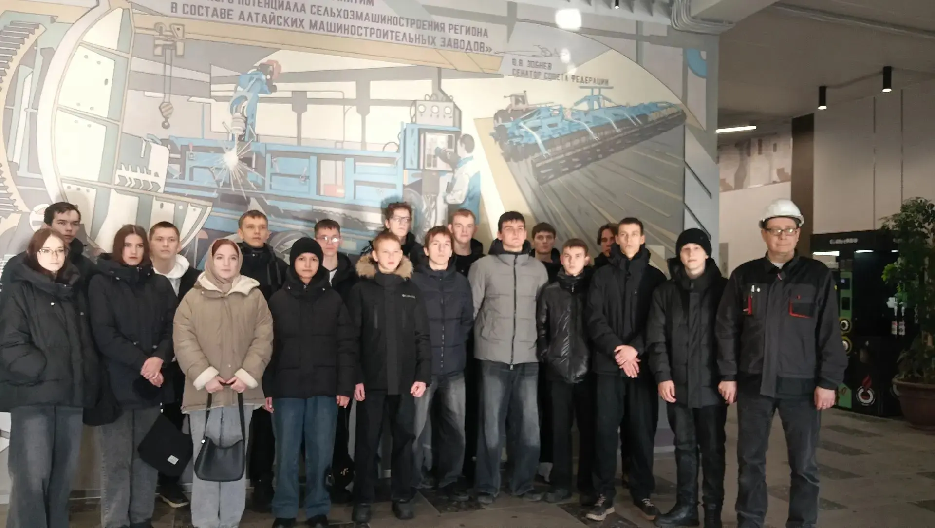 🗺️ Дайджест студенческих экскурсий.  📍Студенты группы 11ССА242 вместе с преподавателем Константином 