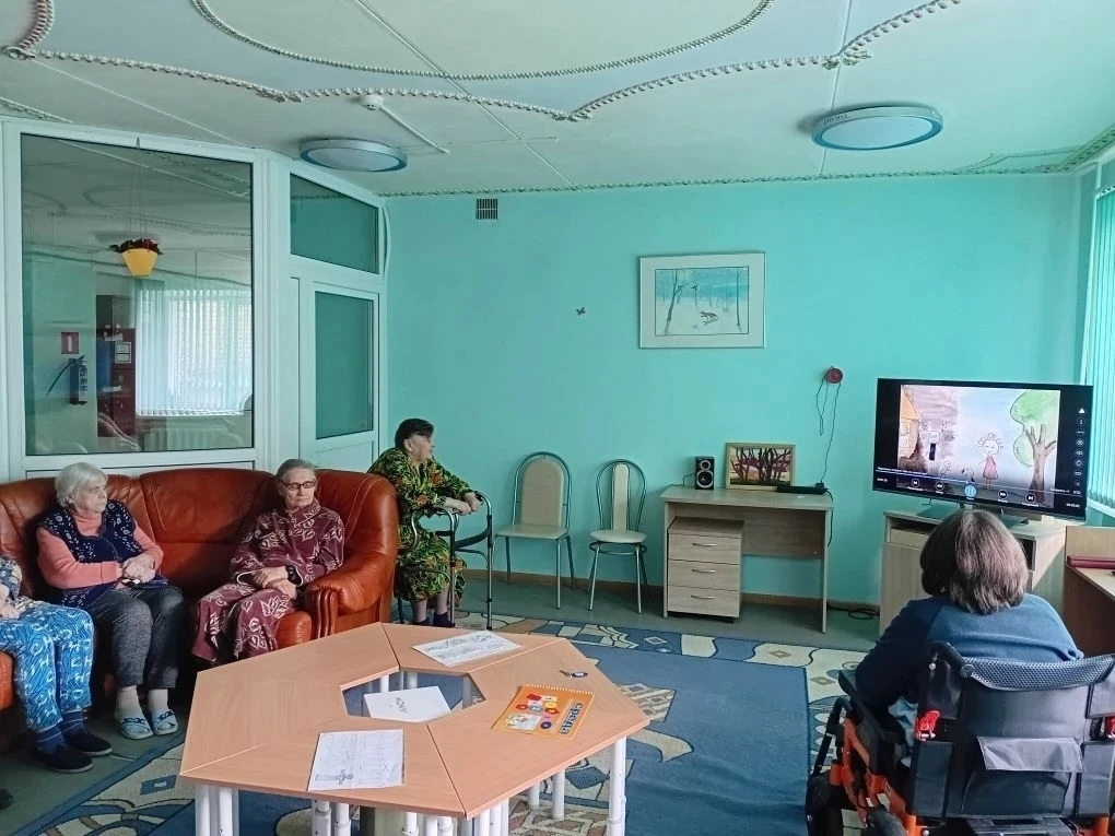 💪Активная жизнь в любом возрасте!  🏡🌟В геронтологическом центре "Вишенки" активно поддержали месячни