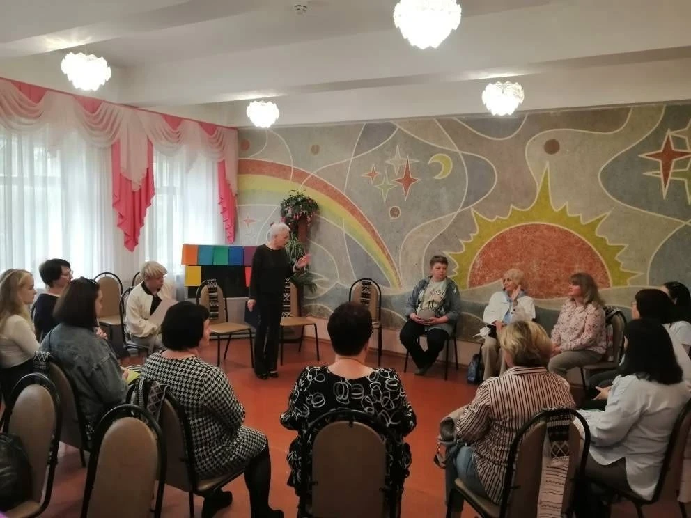 6 мая специалисты Палехского комплексного центра социального обслуживания населения при...