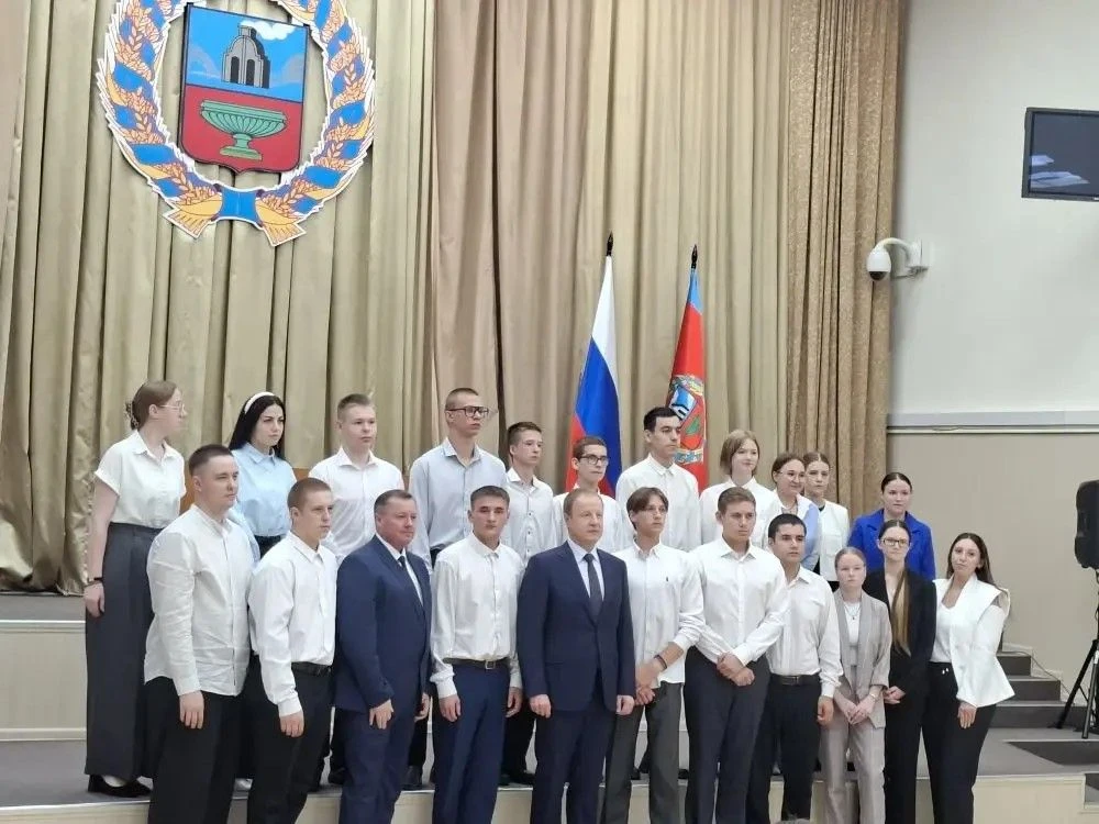 Лучшие выпускники  федерального проекта «Профессионалитет»
получили дипломы в  Правительстве Алтайск