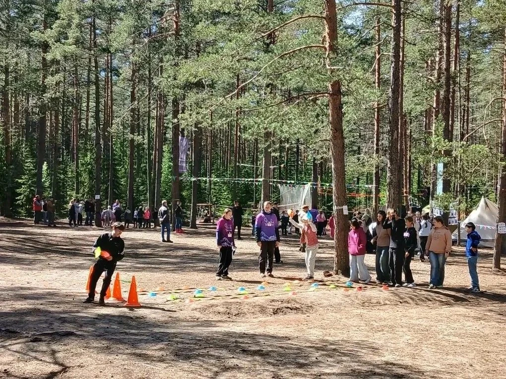 В воскресенье 24 мая, 6 В класс вместе с классным руководителем Оболдиным Павлом Геннад...