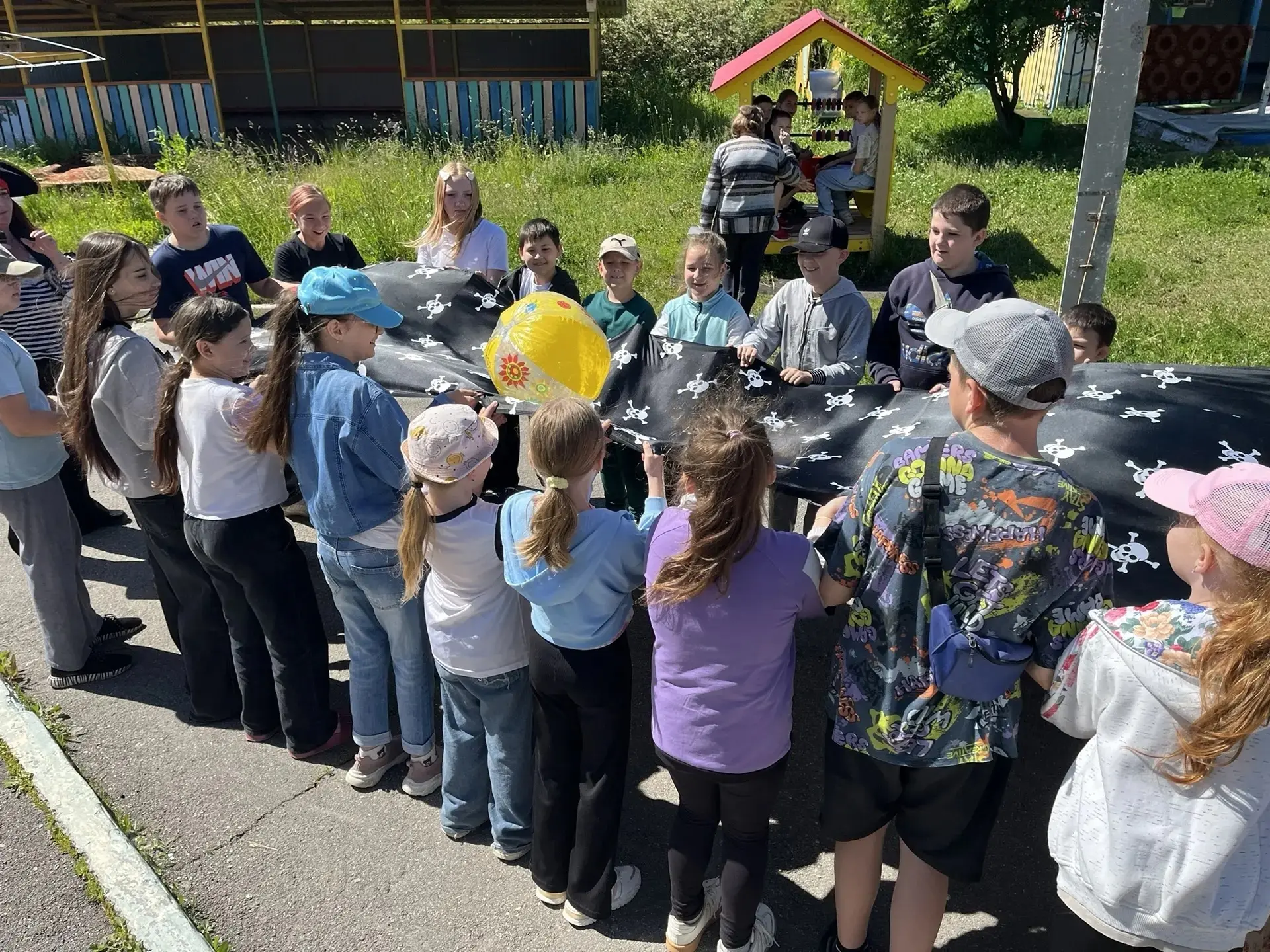 Четвёртый ДЕНЬ в пришкольном лагере"Патриоты России"👫👭👬

💥Это был день полный радости и незабыва