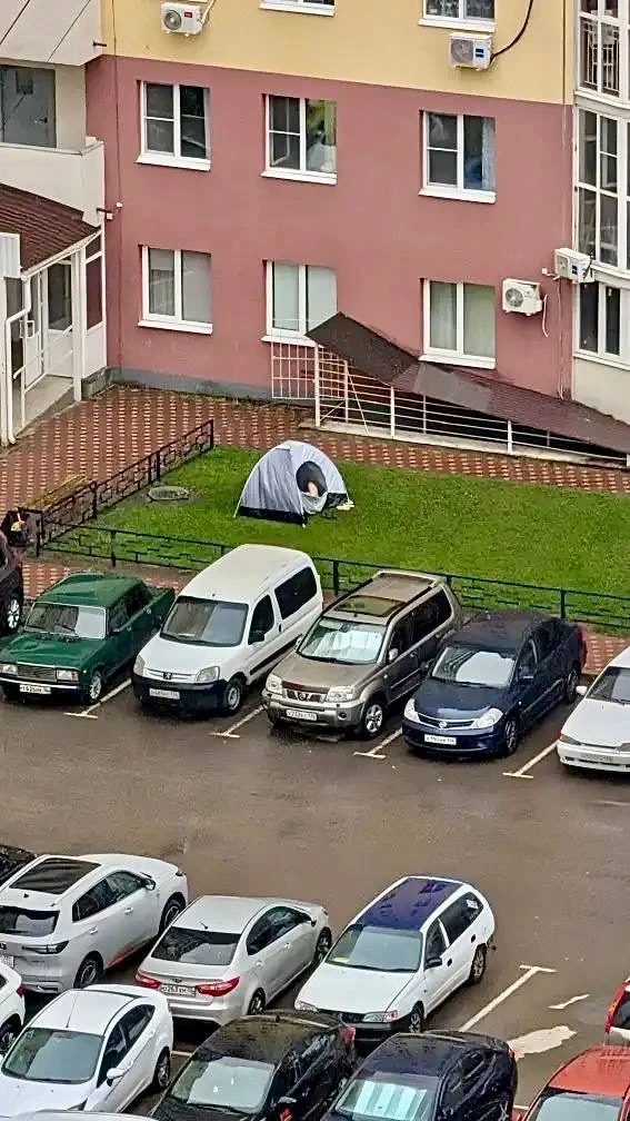 Кто-то решил купить местечко в Боровом и не влезать в ипотеку.