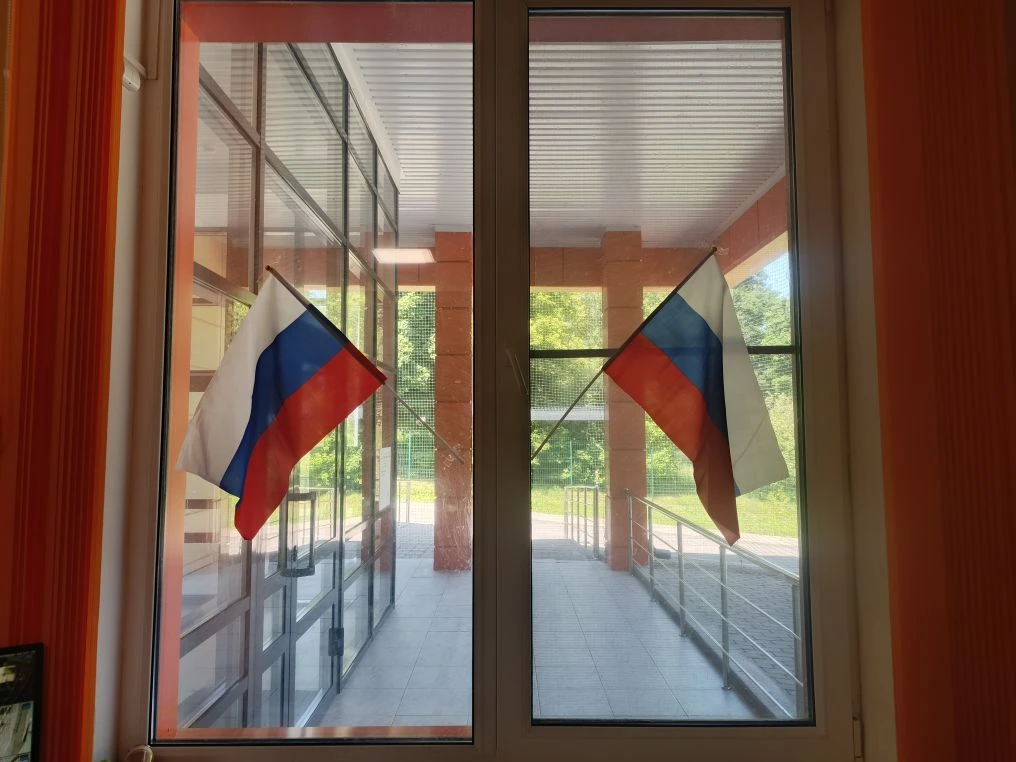 Детская школа искусств принимает участие в акции «Флаги России».