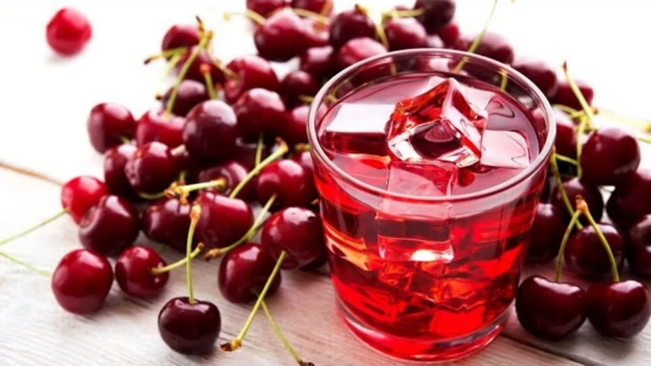 🍒 Вишнёвый сок – натуральный витаминный заряд для бодрости!