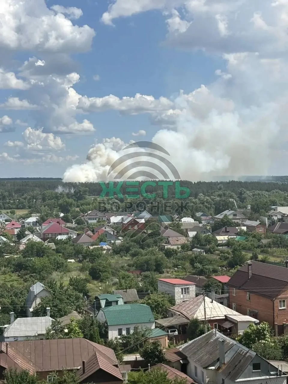 ⚡️Жители Воронежа сообщают о крупном пожаре на левом берегу

По словам очевидцев, возгорание произош