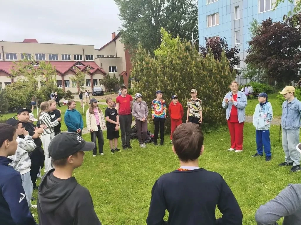 🎭 Спектакль без слов? Легко! Как наши юные актёры оживляли чайники и карандаши 🎭