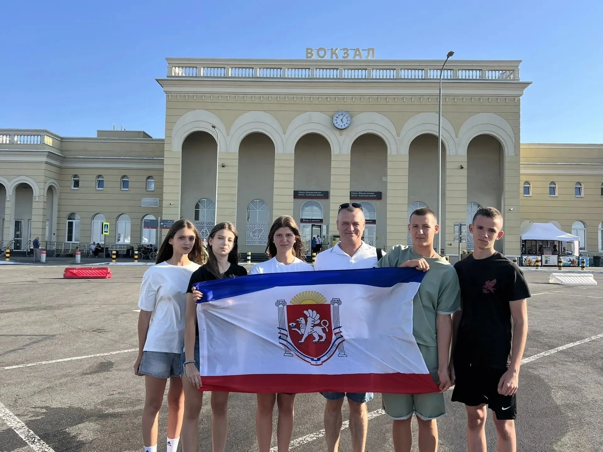 🇷🇺 Команда «Грифон» отправилась на  Всероссийский слёт «Пост №1»!