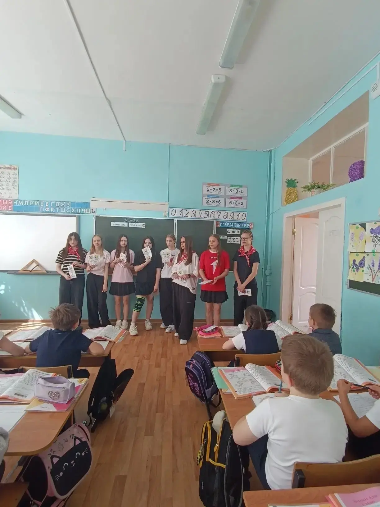 В нашей школе прошёл ряд мероприятий, посвящённых важности открытого диалога и психологической подде