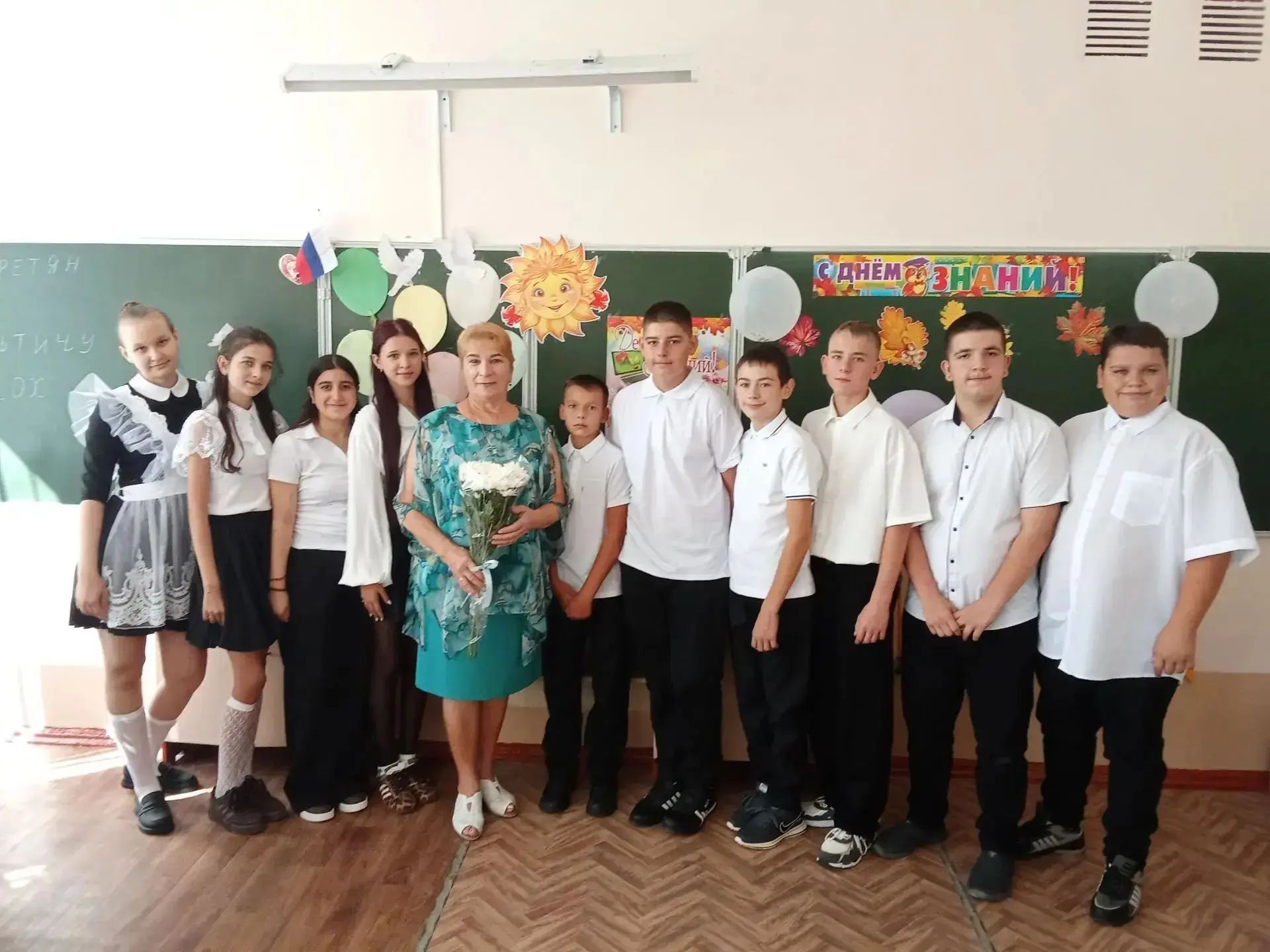 🎓 1 сентября в нашей школе состоялся праздник, с которого начинается новый учебный год!