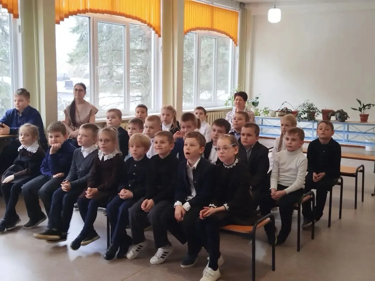 27 марта  - Международный день театра. Это профессиональный праздник всех работников театра.  В МОУ 