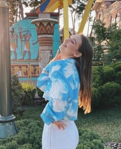 А какая погода у вас?

❤️ - солнце
🔥 - дождь