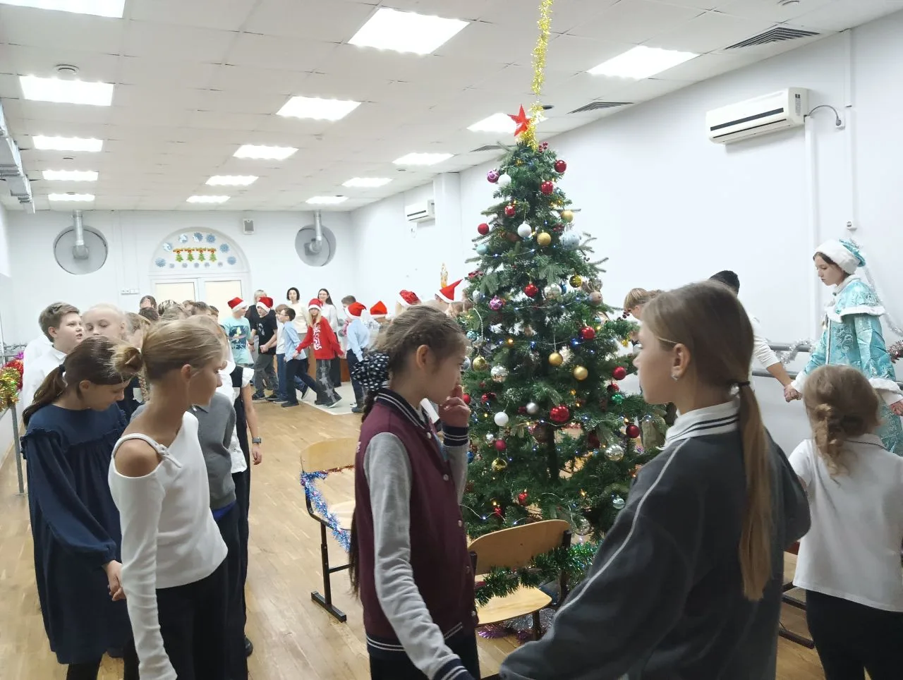 🌠 Активисты «Движения Первых» подарили новогоднюю сказку!  16 и 17 декабря в рамках проекта "Российс