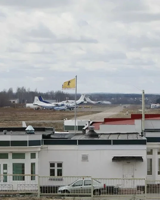 ❗В ярославском аэропорту Туношна сняли ограничения на полеты. Об этом сообщили в Росавиации в 16:12.