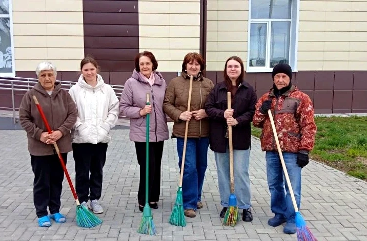 🌳 Работники Дома культуры присоединились к Всекузбасскому субботнику!