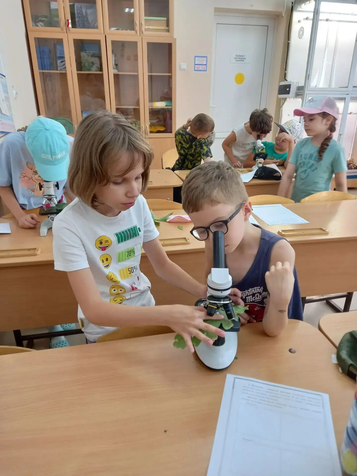 🔬 Хочешь заглянуть в мир, который скрыт от глаз? Тогда тебе точно к нам!🦠

✨В краевом Эколого-биол