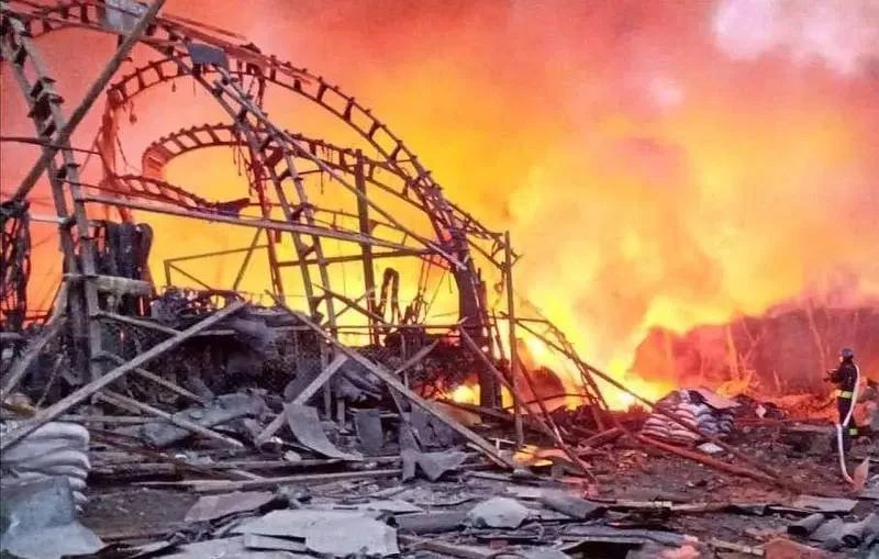 ⚡️Наши Герани ударили по стоянке грузового транспорта в н.п Орильское Днепропетровской ...