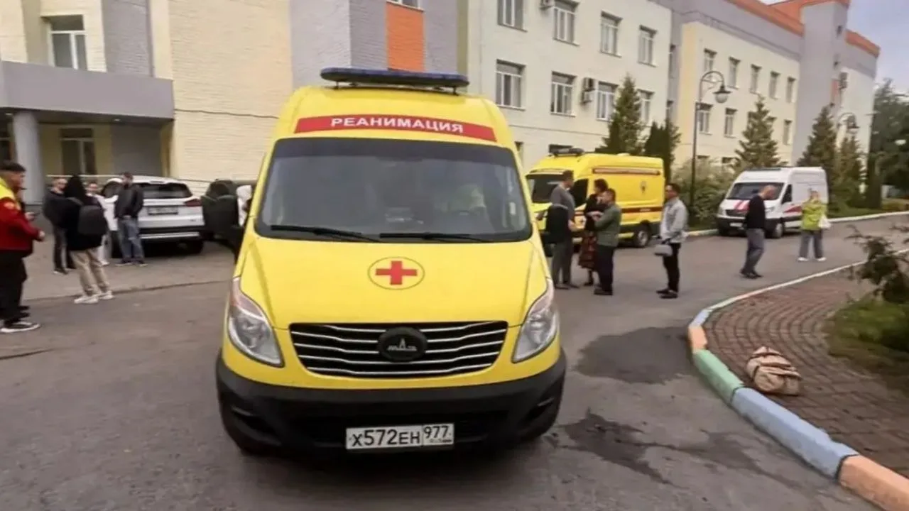 В Беларусь эвакуируют шесть пострадавших при вчерашней атаке ВСУ на автобус под Почепом